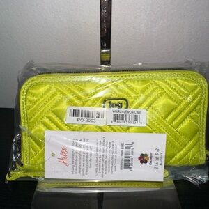 Lug Whirly RFID Wristlet Wallet NWT Lemon Lime
